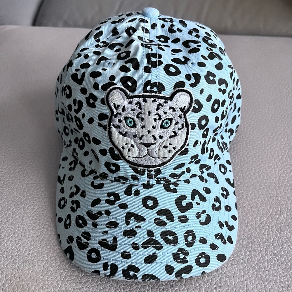 NWT - Lids Explore Series Snow Leopard Dad Adjustable Cap